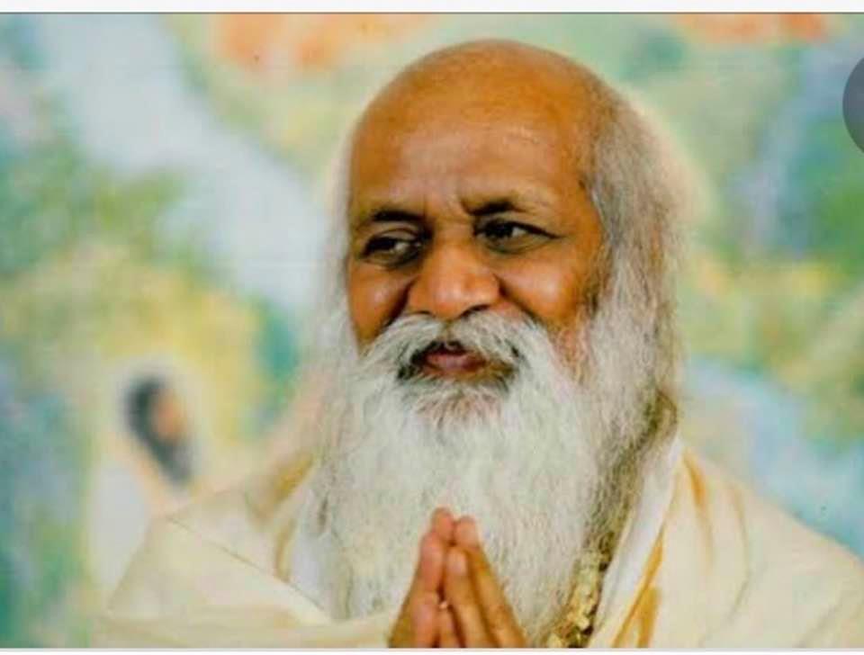 'हमारी विभूतियाँ ' स्तम्भ में आप मिलेंगे अध्यात्म के क्षेत्र से एक ऐसे दिव्य व्यक्तित्व से ,जिनके ज्ञान प्रकाश से विश्व सहस्त्राब्दियों तक आलोकित होता रहेगा ,कायस्थ  कुल गौरव महर्षि महेश योगी जी